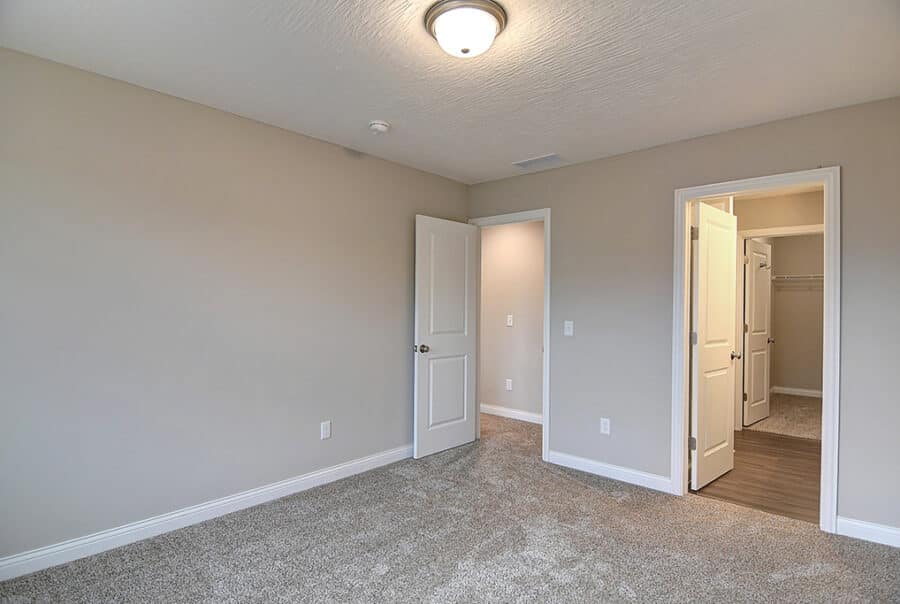 51 Genoa Circle, Commercial Point, OH, USA Interior Photo 4