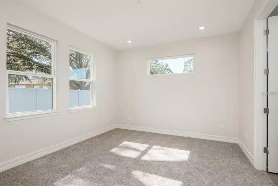 10540 SW 49th Ave, Ocala, FL 34476 Interior Photo 5