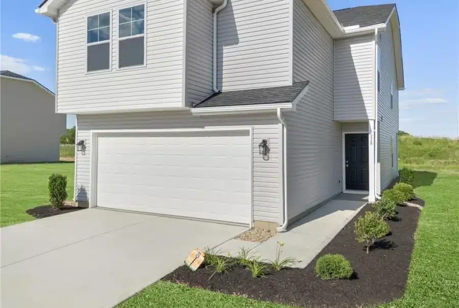 778 Oakdale Dr, Jamestown, OH 45335 Interior Photo 3
