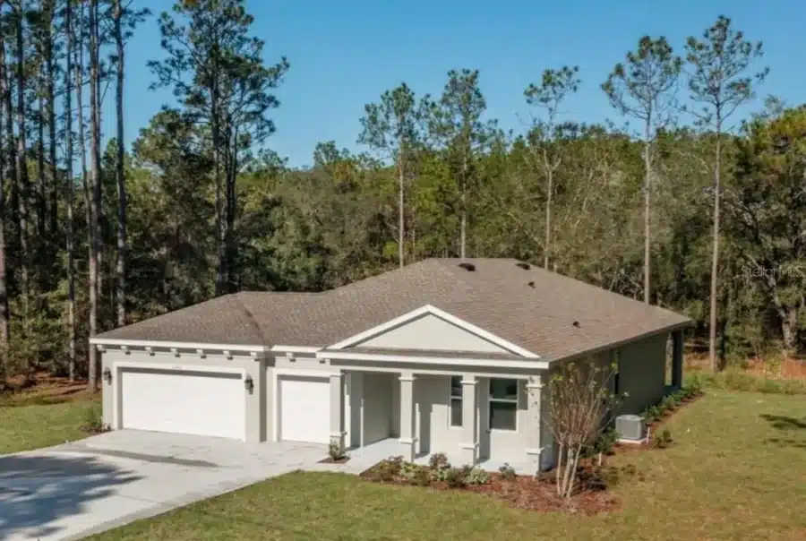 10560 SW 49th Ave, Ocala, FL 34476 Interior Photo 1