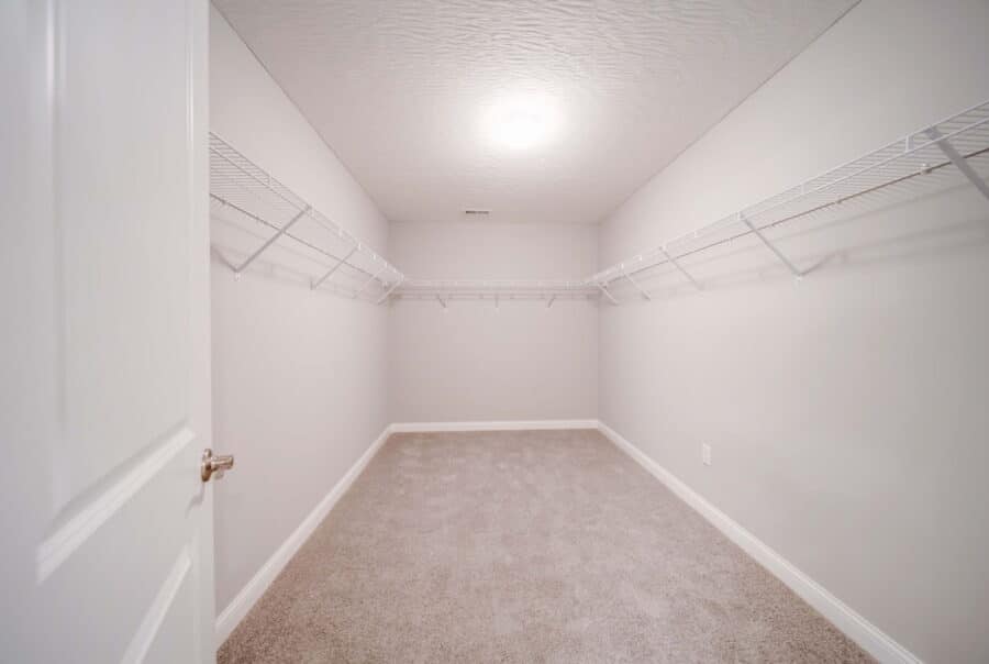 30 Parkview Ave, Commercial Point, OH, USA Interior Photo 6
