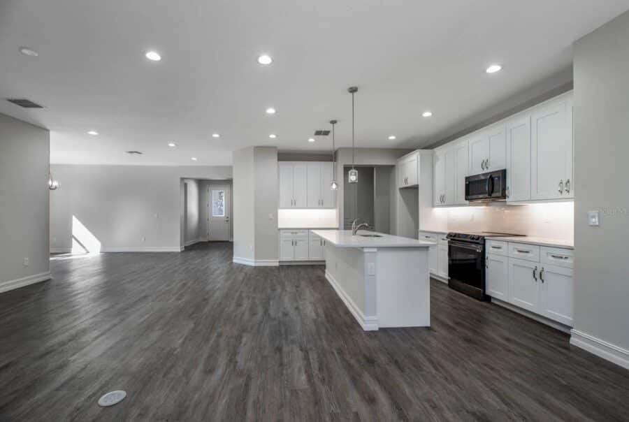 5659 North Carnation Drive, Beverly Hills, FL 34465 Interior Photo 1