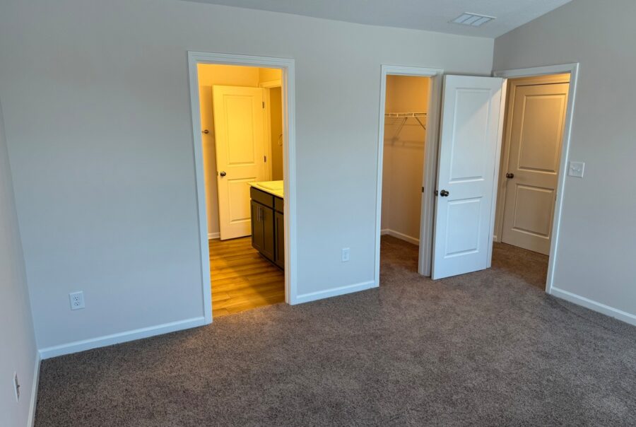 2064 Brandon Dr. Shirley 47384 Interior Photo 4