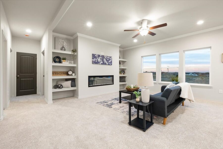 1586 N Bowen Dr, Pueblo West, CO 81007 Interior Photo 6