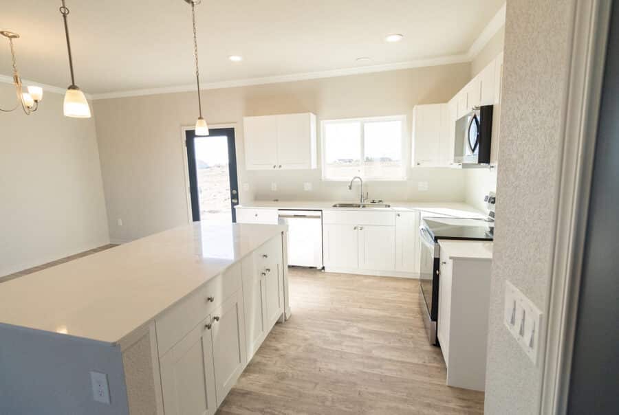 1115 N Kirkwood Drive, Pueblo West, CO 81007 Interior Photo 3