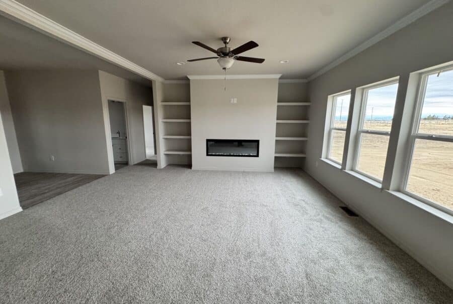 1147 N Kirkwood Drive, Pueblo West, CO 81007 Interior Photo 4
