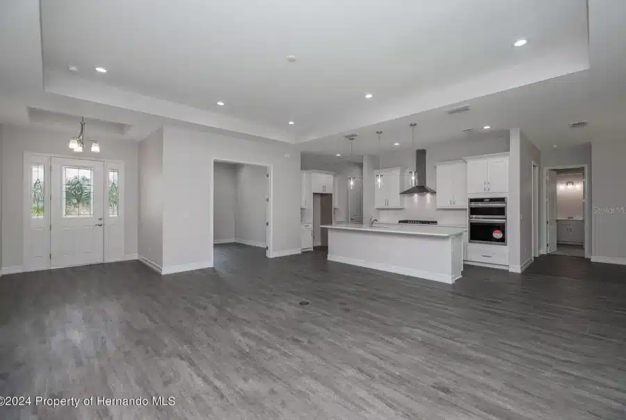 4880 Hickory Oak Drive, Brooksville, FL 34601 Interior Photo 6