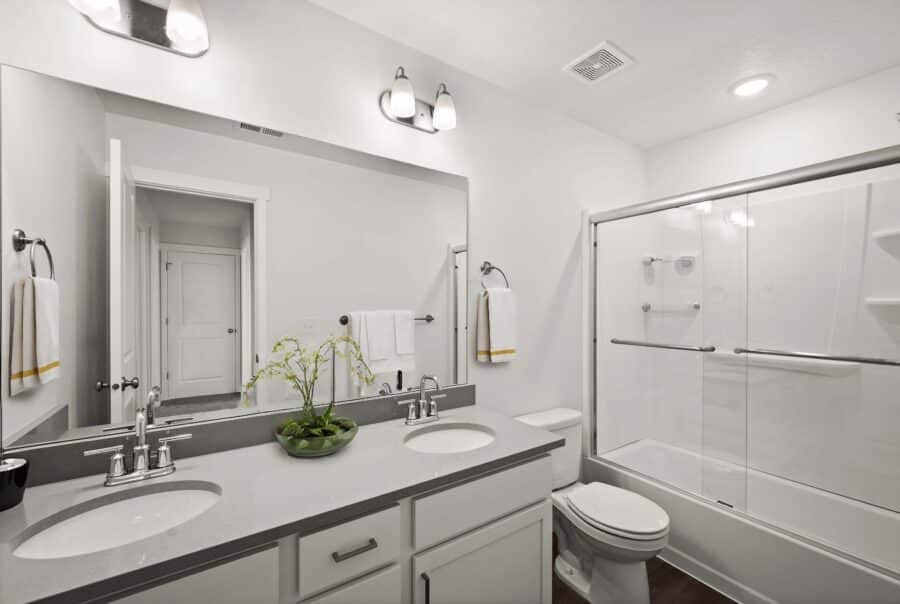 1536 E Pheasant Rd, Eagle Mountain, UT 84005 Interior Photo 2