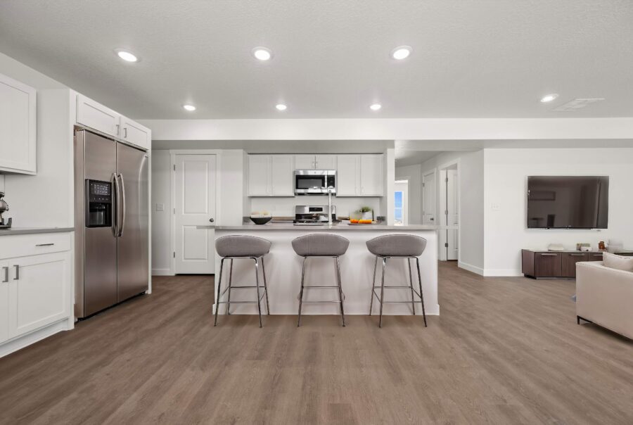 1554 E Pheasant Rd, Eagle Mountain, UT 84005 Interior Photo 3