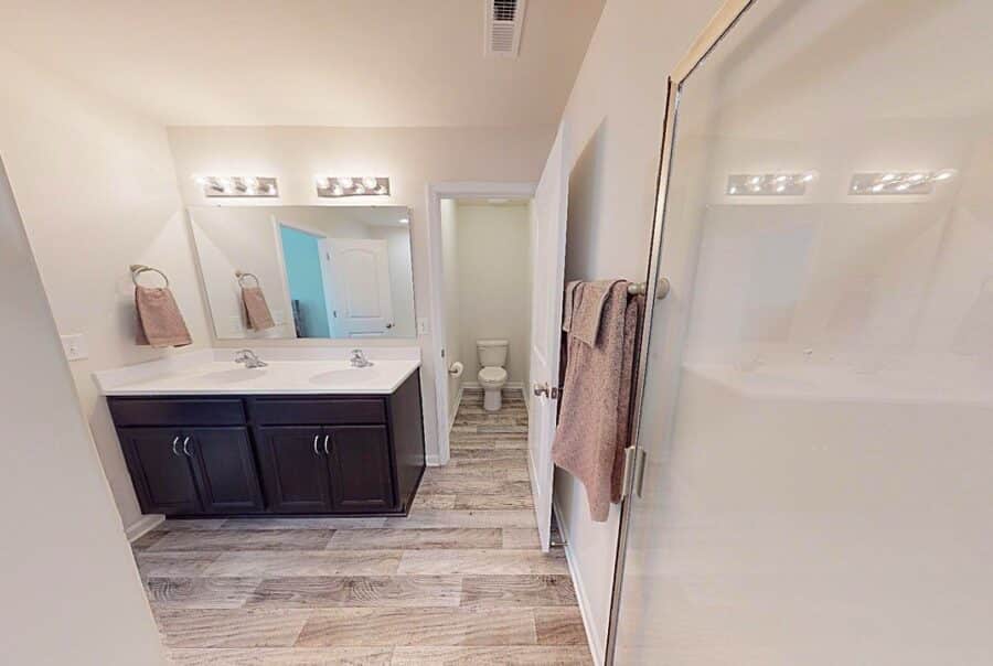 45 Genoa Circle Interior Photo 4