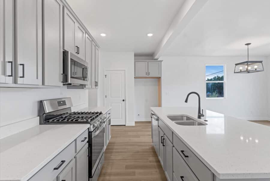 9511 South Tirado Cove South Jordan, UT 84095 Interior Photo 3 9511 South Tirado Cove South Jordan, UT 84095 Interior Photo 3