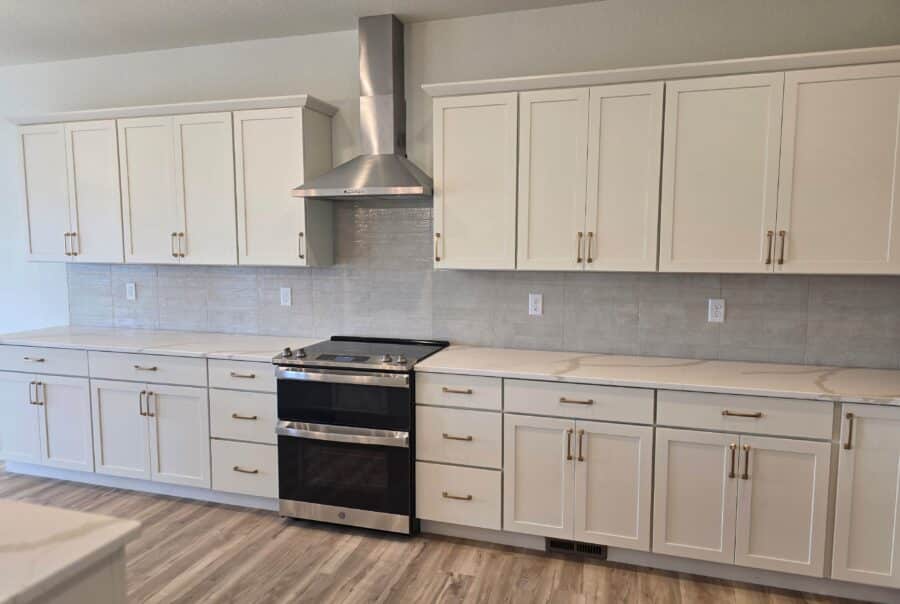 47 Top Rail Trail, Penrose, CO 81240 Interior Photo 3
