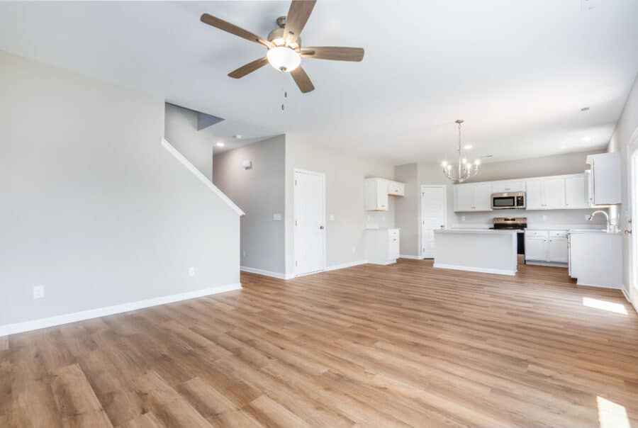 360 Summit Lakes Dr. Athens, AL 35613 Interior Photo 4