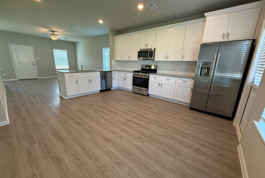 112 S Rose Street, Texas City, TX 77591 Interior Photo 10