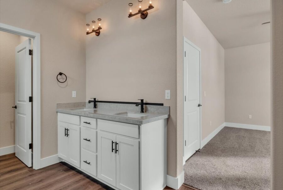 469 Blackbird Ln, Lot 22, Gardnerville, NV 89410 Interior Photo 4