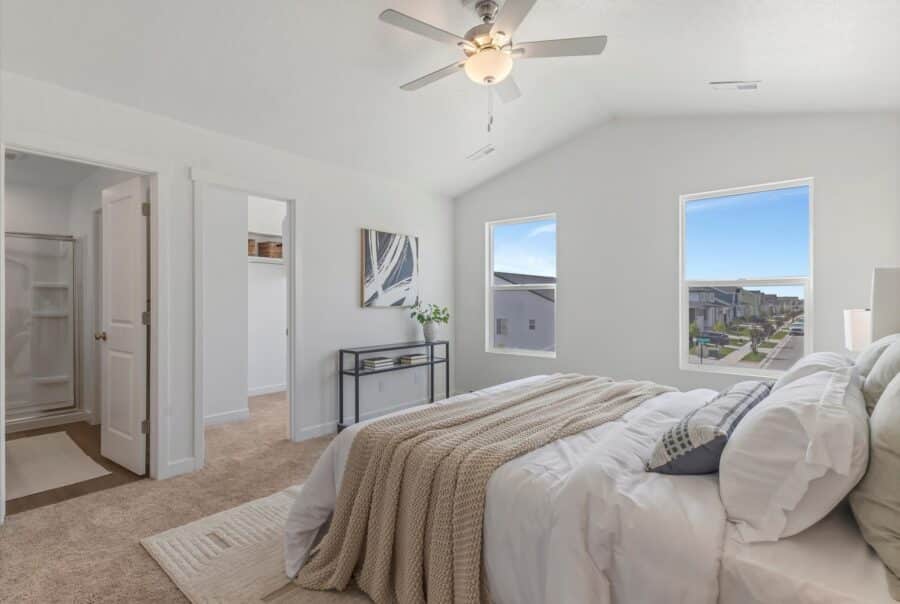 2382 E Woodbury Lane, Eagle Mountain, UT 84005 Interior Photo 10