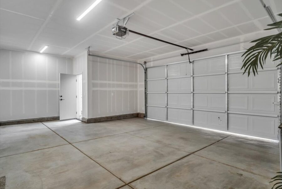 469 Blackbird Ln, Lot 22, Gardnerville, NV 89410 Interior Photo 3