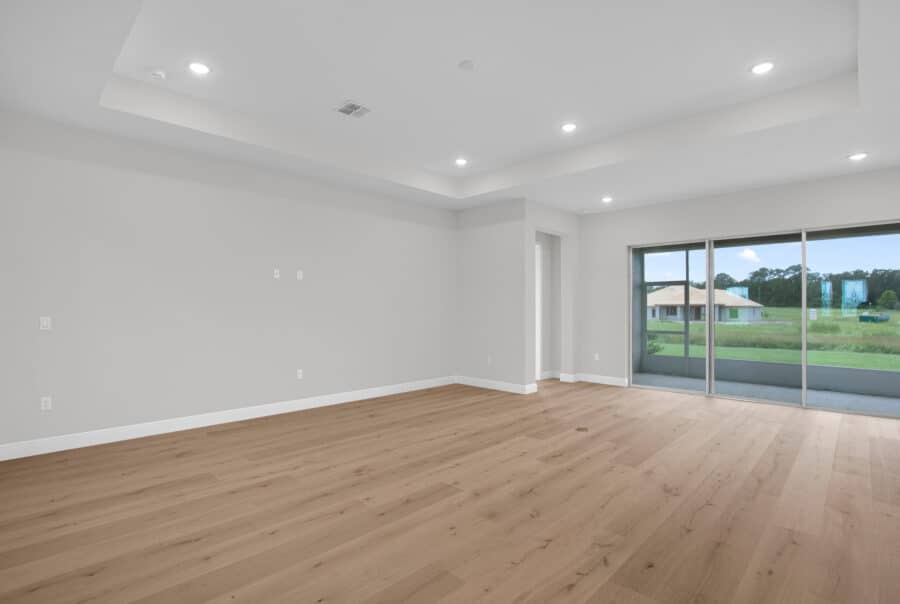 1955 NW 79th LOOP Interior Photo 6