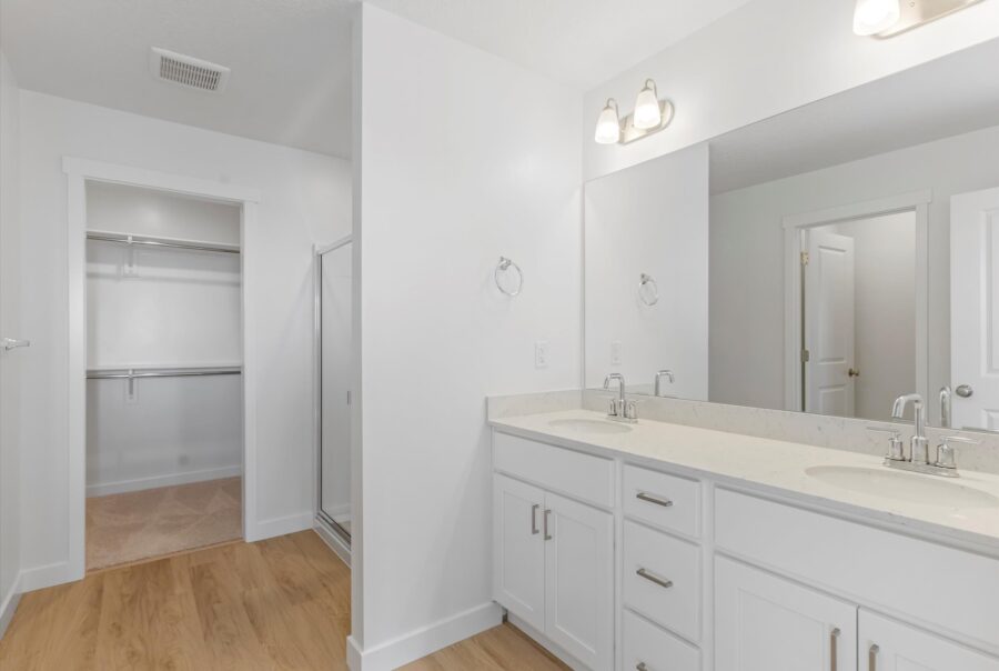 2392 E Woodbury Lane, Eagle Mountain, UT 84005 Interior Photo 11