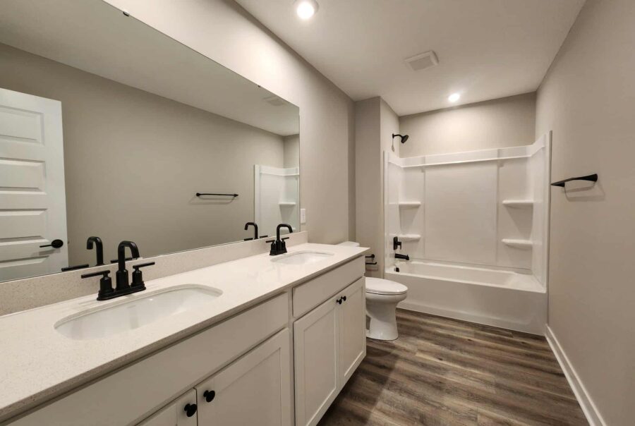 4208 Shawnee Trail, Jamestown, OH 45335 Interior Photo 3 4208 Shawnee Trail, Jamestown, OH 45335 Interior Photo 3