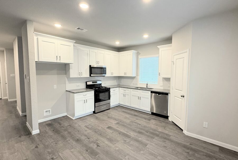 114 S Rose Street, Texas City, TX 77591 Interior Photo 1