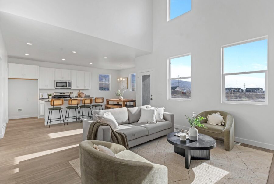 2392 E Woodbury Lane, Eagle Mountain, UT 84005 Interior Photo 3