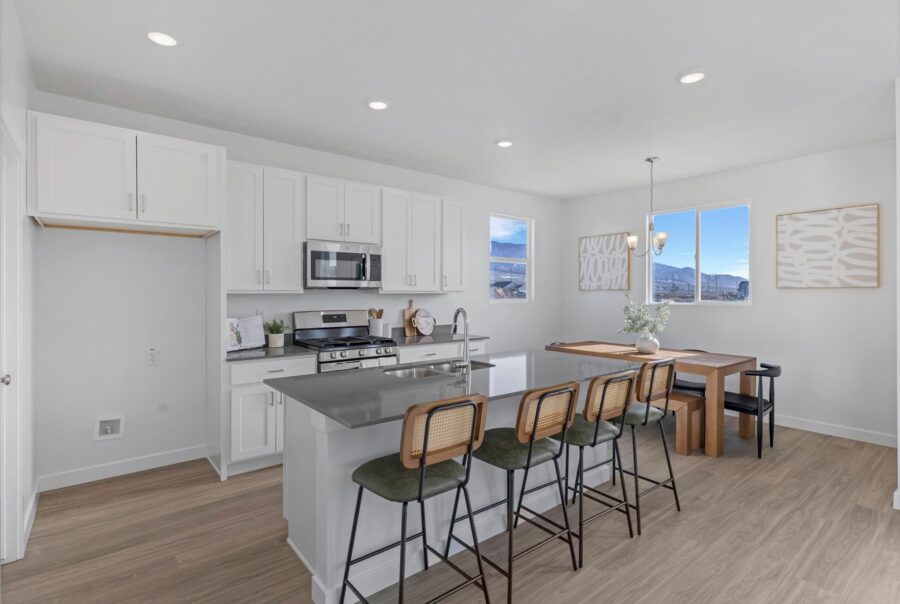 2322 E Woodbury Lane, Eagle Mountain UT 84005 Interior Photo 10