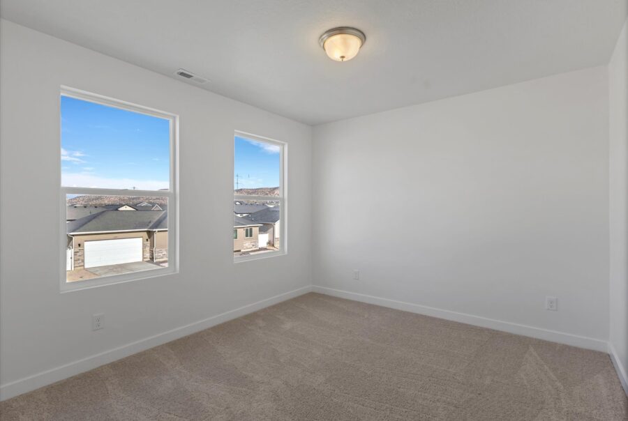 3519 North Sparrow Lane, Eagle Mountain, UT 84005 Interior Photo 13