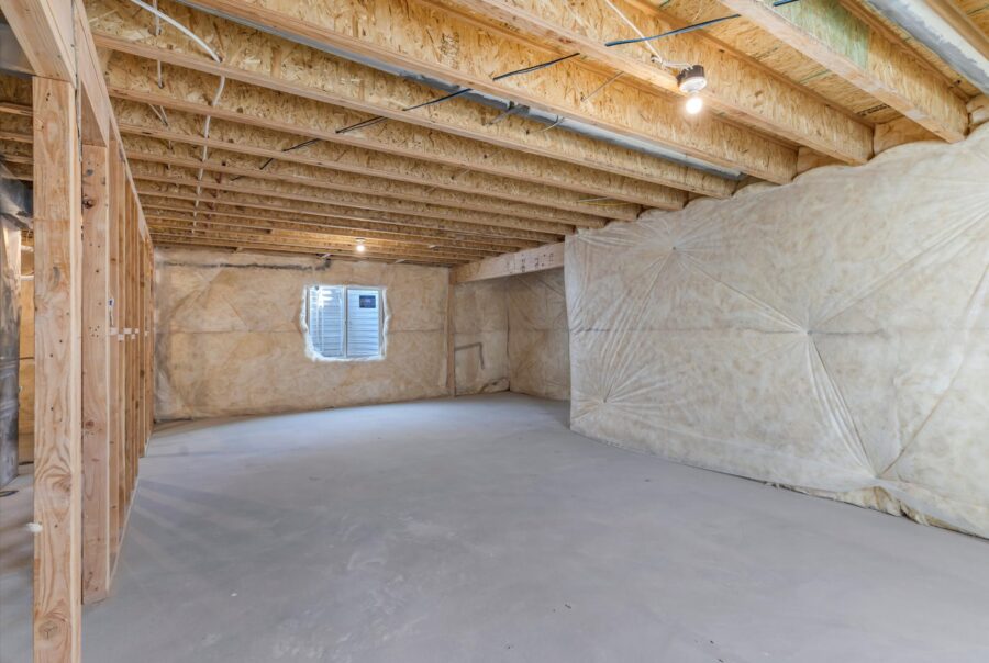 2392 E Woodbury Lane, Eagle Mountain, UT 84005 Interior Photo 14