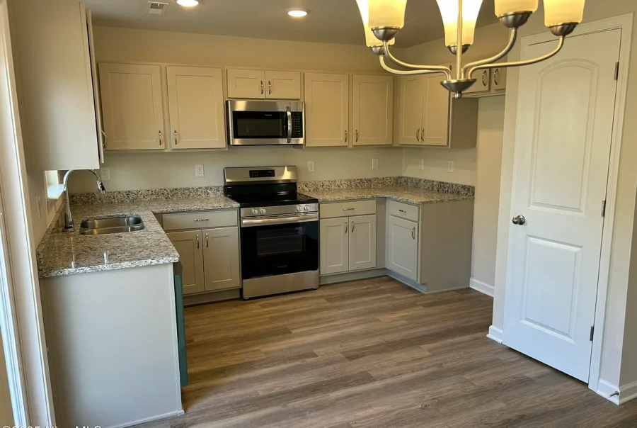 2100 McNair Road, Tarboro, NC 27886 Interior Photo 4