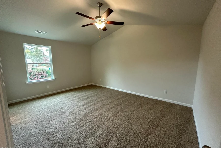 107 W Highland Ave Kinston NC 28504 Interior Photo 13