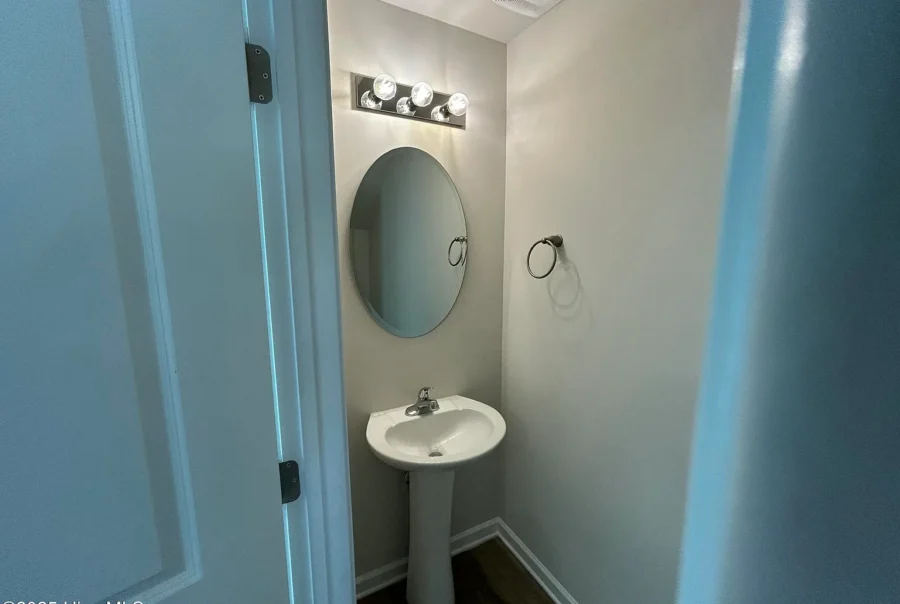 2100 McNair Road, Tarboro, NC 27886 Interior Photo 6