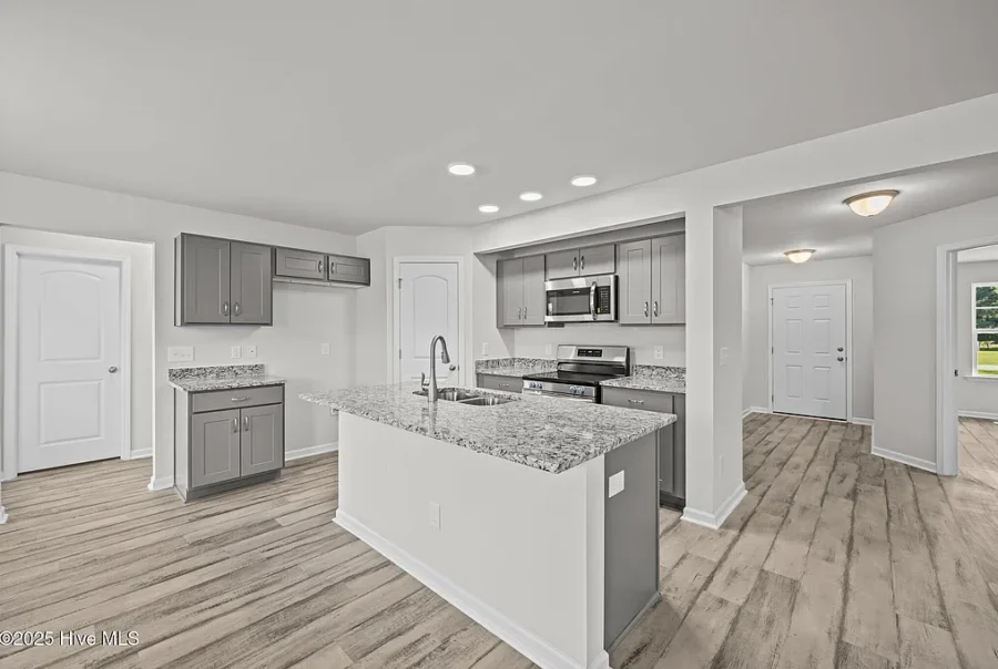 2220 McNair Road, Tarboro, NC 27886 Interior Photo 4