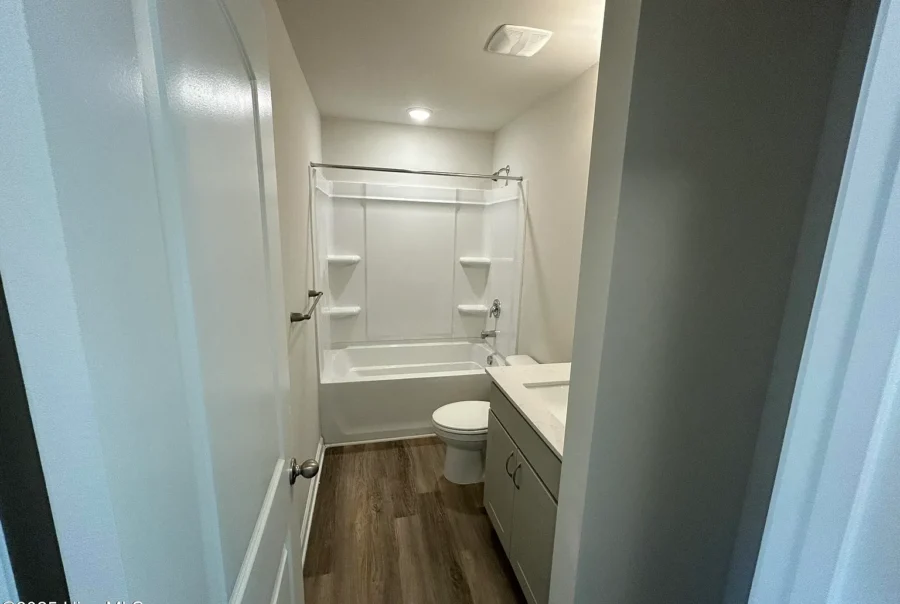 108 W Nelson St Robersonville NC 27871 Interior Photo 10