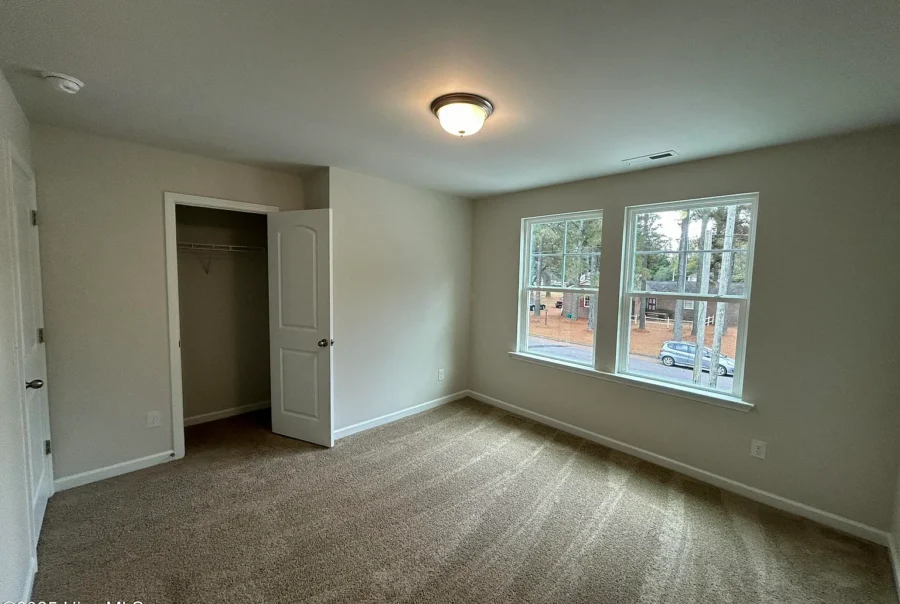 1125 Albemarle Ave Tarboro NC 27886 Interior Photo 11