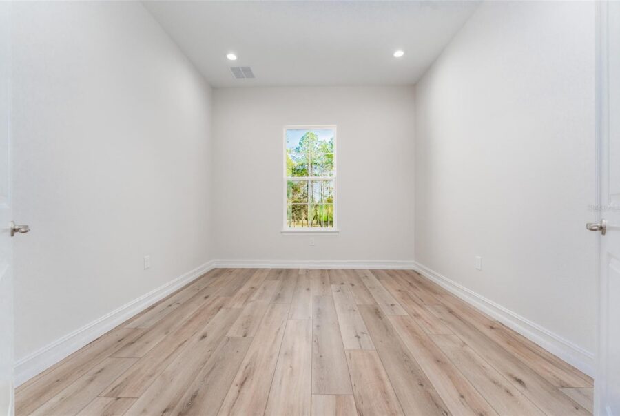 3926 Southern Valley Loop, Brooksville, FL 34601 Interior Photo 8