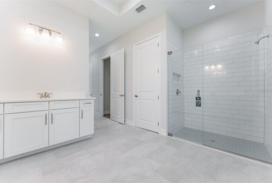 3926 Southern Valley Loop, Brooksville, FL 34601 Interior Photo 12