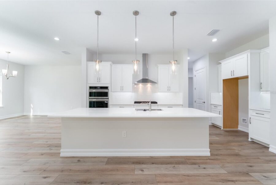 3926 Southern Valley Loop, Brooksville, FL 34601 Interior Photo 2