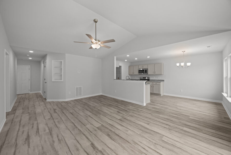 6353 Brassie Drive, Grifton, NC 28530 Interior Photo 1