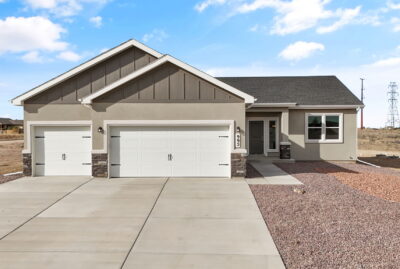 Home for Sale at 995 E Kirkwood Dr, Pueblo West, CO 81007, USA