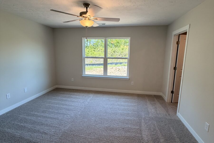 8613 N Seneca Dr Muncie, IN 47303 Interior Photo 4