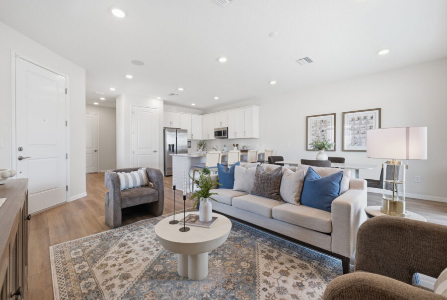 5839 Angela Leyla Place 33578 Interior Photo 3