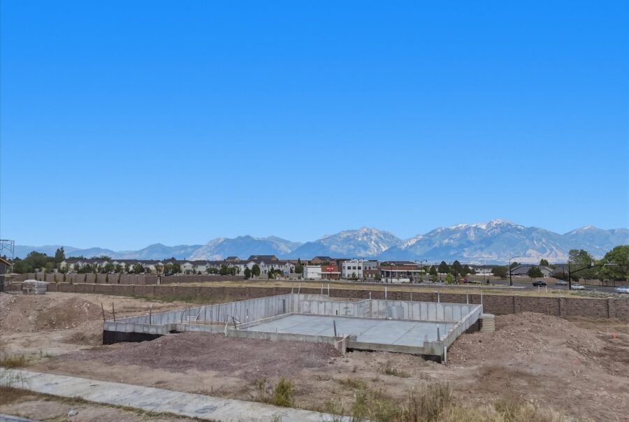 13069 S JJ Farms Ln #105, Herriman, UT 84096 Interior Photo 2