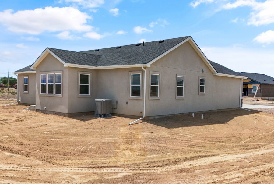 562 E. Bayview Dr., Pueblo West, CO 81007 Exterior Photo 7