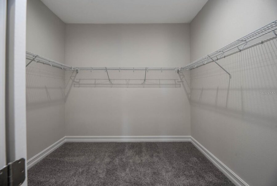 1925 NW 79th Loop Interior Photo 10