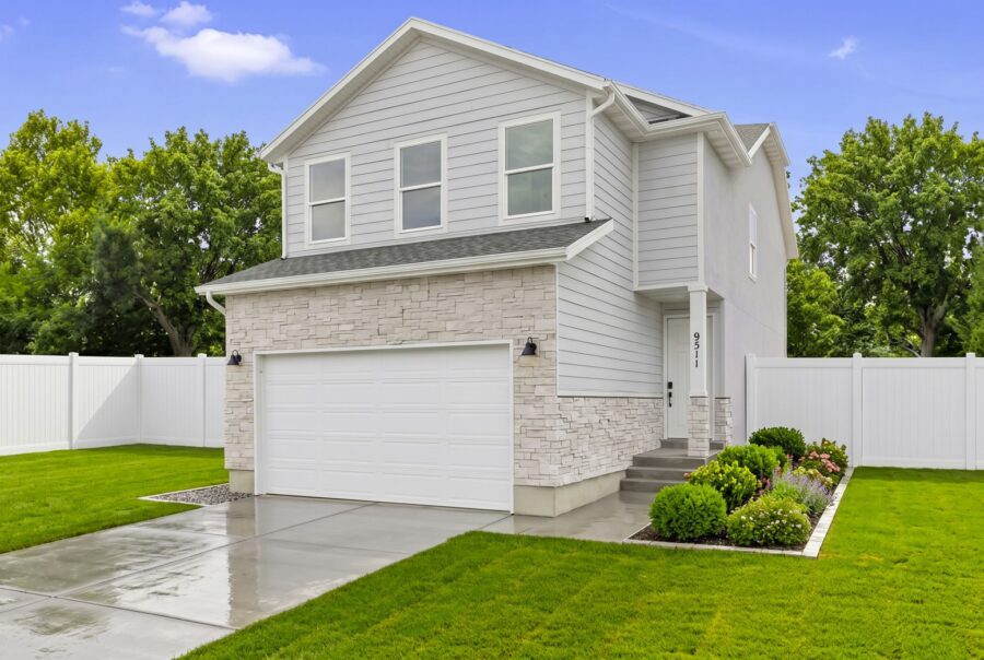 Evergreen Exterior Photo 1