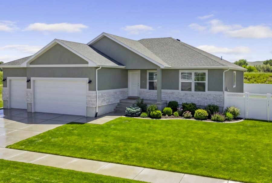 Poppy Exterior Photo 2