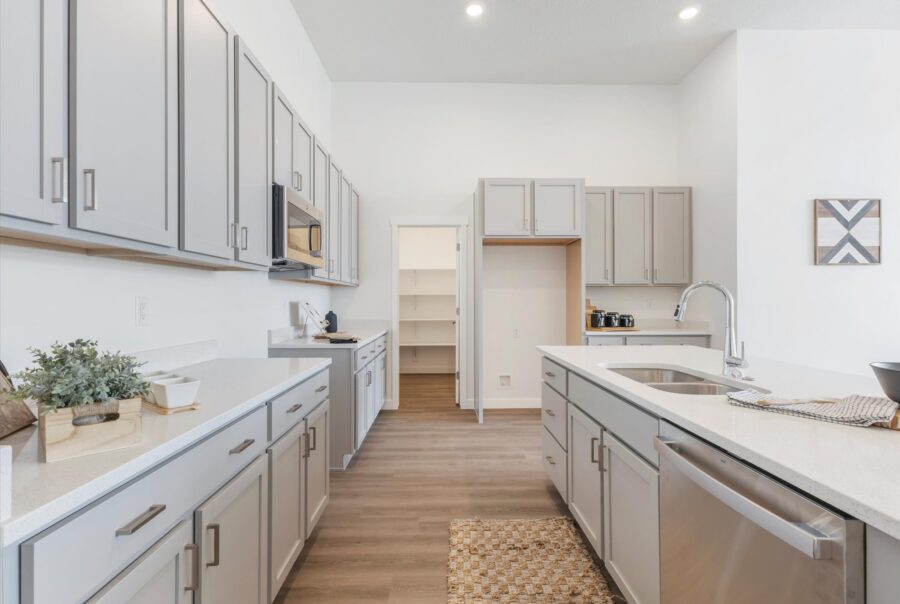Aspen Interior Photo 4