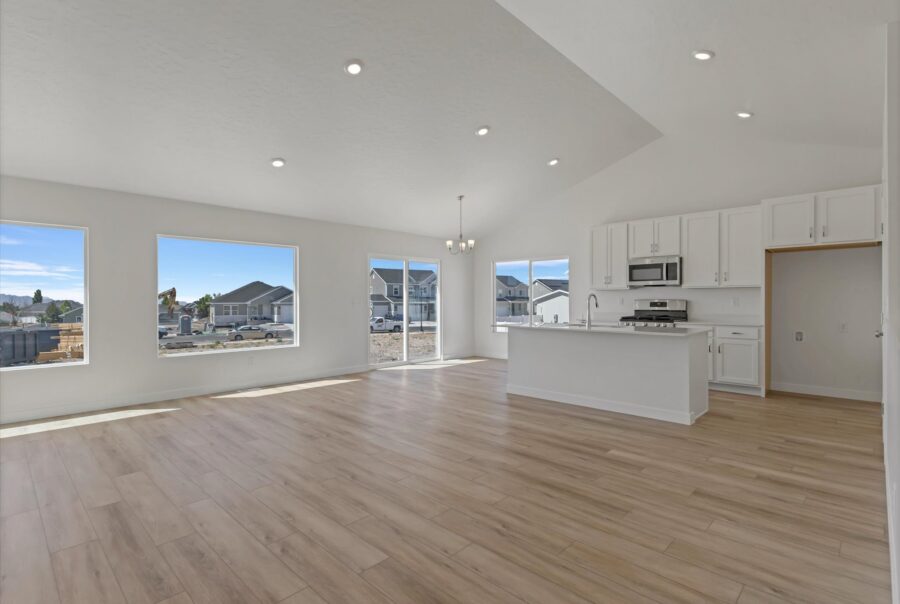 1423 N Harper Way #220, Tooele, UT 84074 Interior Photo 1