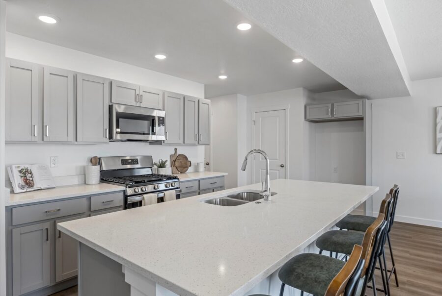 Evergreen Basement Interior Photo 5